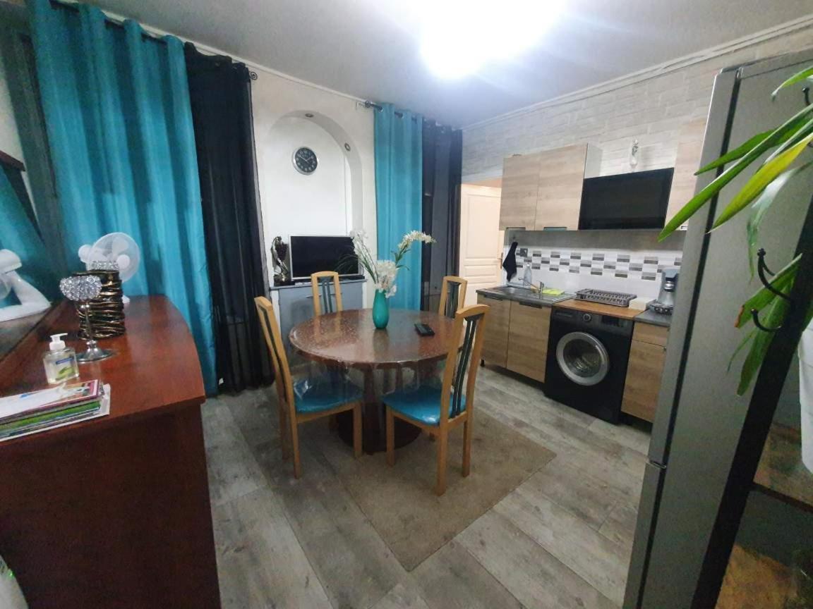 Charleville-Mézières Bel Petit Appartement מראה חיצוני תמונה
